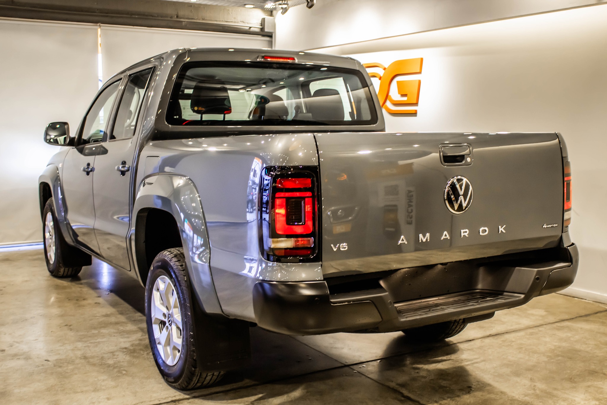 VOLKSWAGEN AMAROK 3.0 V6 CONFORT 4X4 AT 0KM 2024